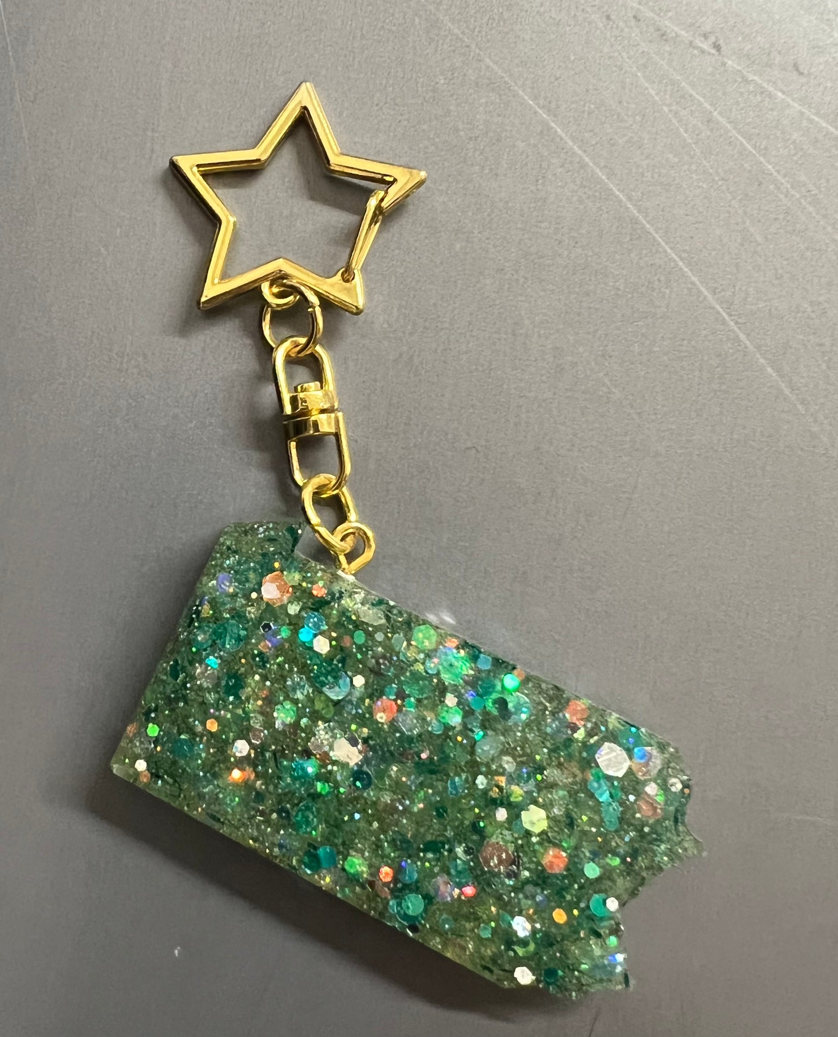 Green Pennsylvania With Star Chain